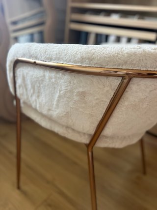 Silla tocador felpa y metal dorado Westwing