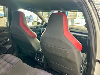 Volkswagen Golf MK8 GTI DSG 2021