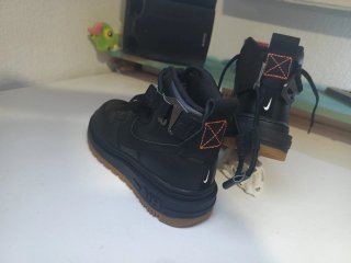 Nike Air Force 1 UT 2.0 Botas Negras Marrones