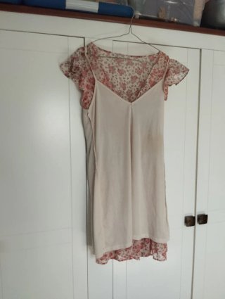 Vestido floral Stradivarius