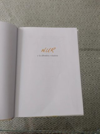 Libro Nur y la alfombra voladora