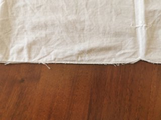 Tovaglietta da tè in lino con pizzo e ricami