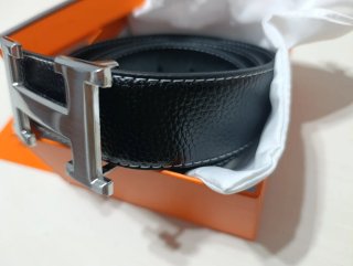 Cinturón Hermès H Hebilla Plateada Negro
