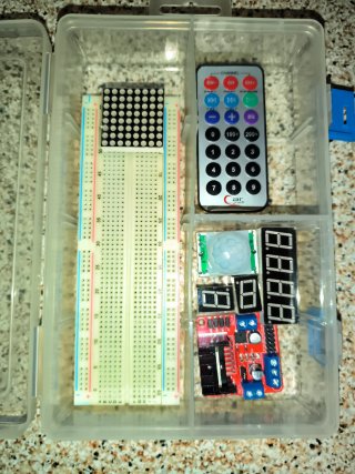 Kit ArduinoUnoR3 Original (precio negociable).
