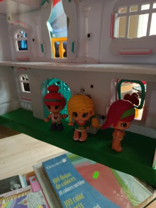 Casa de muñecas Pin y Pon