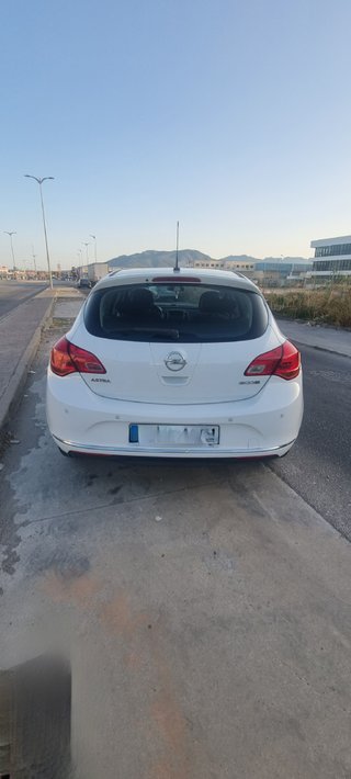 Opel Astra 1.6 CDTi 110cv,DIESEL,ETIQUETA C VERDE