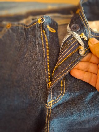 Pantalones vaqueros Lois acampanados