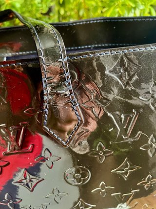 Bolso Louis Vuitton azul marino Charol