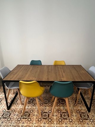 4 Sillas Sklum(2 Teal y 2 Amarillas) Precio/unidad