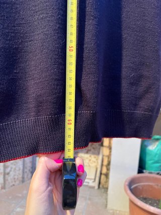 Chaleco azul oscuro con botones