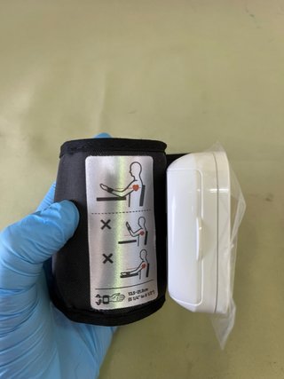 OMRON RS1 Tensiómetro de Muñeca