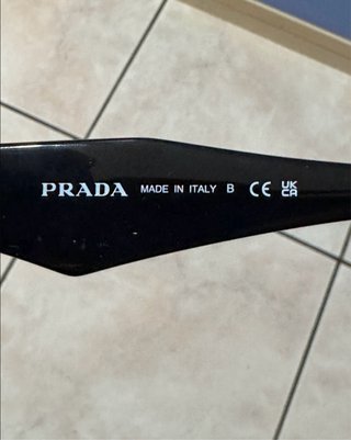 Occhiali da sole Prada neri