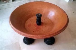 Lebrillo muy antiguo de barro