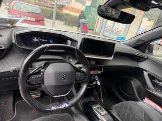Peugeot e-2008 2022