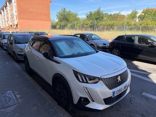Peugeot e-2008 2022