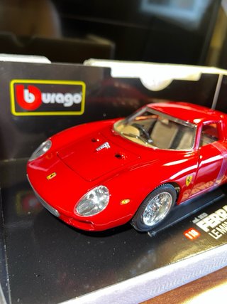 Ferrari 250 Le Mans 1/18 Bburago