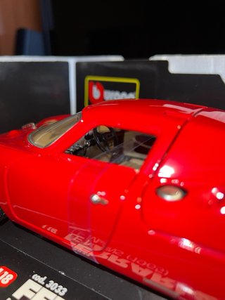 Ferrari 250 Le Mans 1/18 Bburago