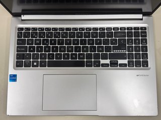 Desmontaje Asus Vivobook 16