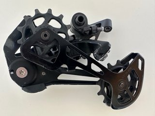 Cambio Shimano RD-M8100 SGS 12v