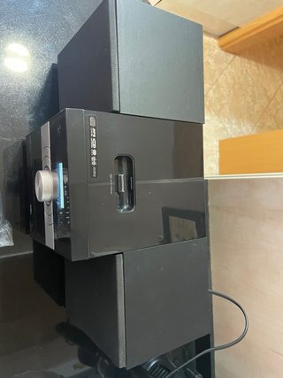 Microcadena LG XP16 + altavoces + mando