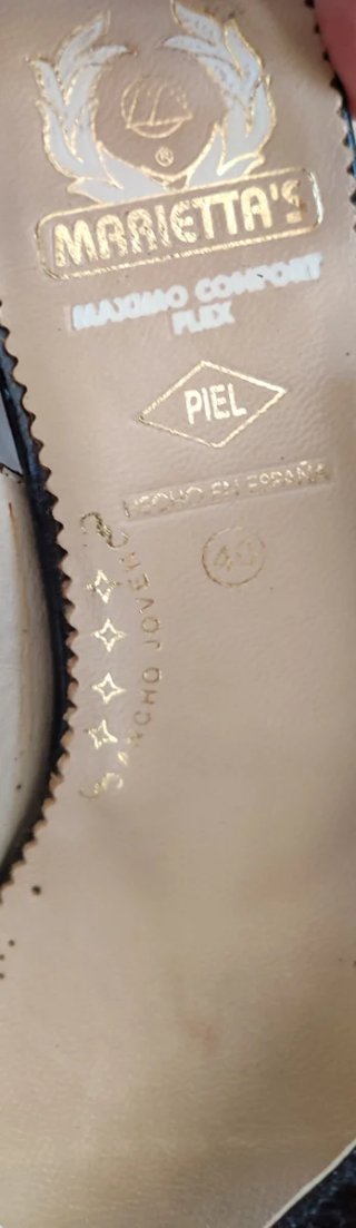 Sandalias negras tacón slingback
