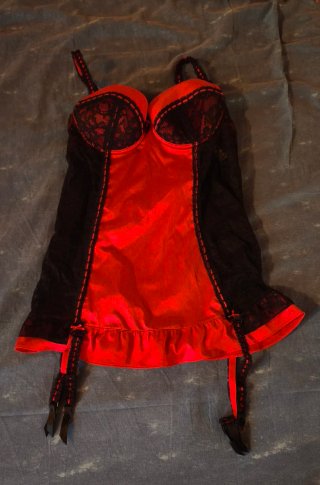 Guêpière Sottoveste Yamamay Rosso e Pizzo Nero -3B