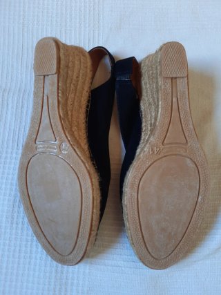 Espadrillas nere in corda
