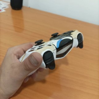 Mando PS4 con funda