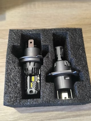 Lampadine LED H4 Novsight 90W 30000LM 6500K