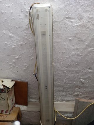 Lámpara estanca para techo/obra