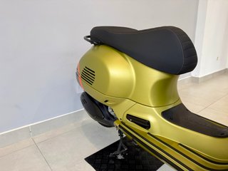 Vespa 300 GTS Super
