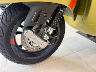 Vespa 300 GTS Super