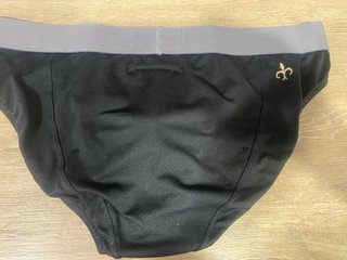 MARCUSE Ropa interior negra
