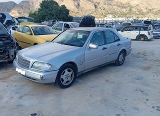 469023 1 305 321 997 faro derecho mercedes clase c