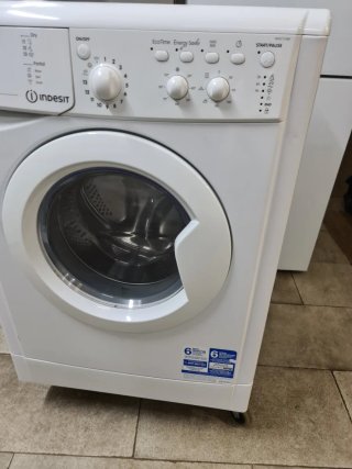 Lavadora Indesit 7kg con Secadora A++