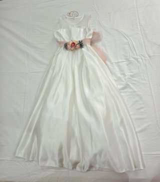 Vestido de niña blanco