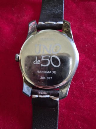 Reloj Uno de 50 , modelo 304.887