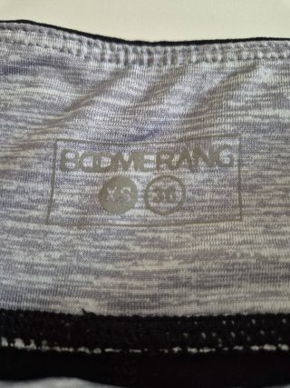 Mallas deportivas Boomerang negras y grises