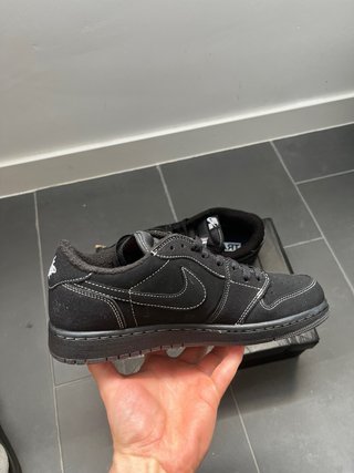 Nike Jordan 1 Low “Travis Scott” 42