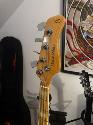 Basso Sire Marcus Miller V7 Rosso