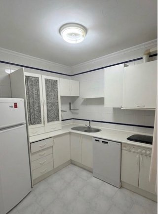 Muebles de cocina blancos