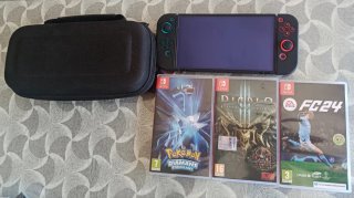 Nintendo Switch OLED Negra y Roja