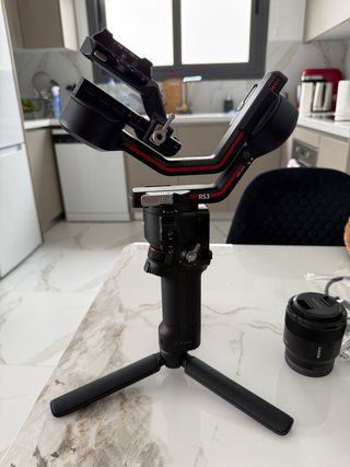 Gimbal DJI RS3 Ronin con Accesorios -Fotos -