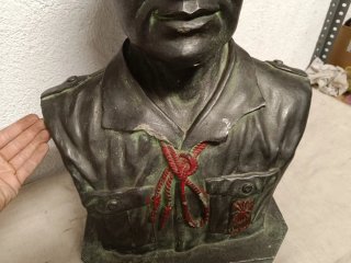 Antiguo gran busto de José Antonio Primo de Rivera