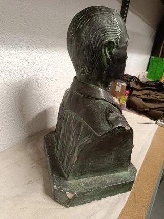 Antiguo gran busto de José Antonio Primo de Rivera
