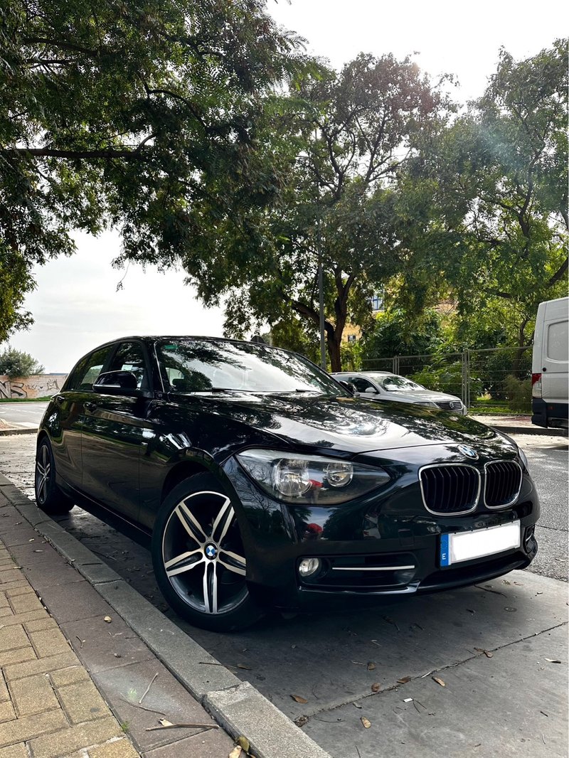 BMW Serie 1 2012 - foto 1