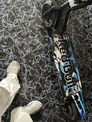 Patinete Eléctrico Smartgyro vinilo Red Bull