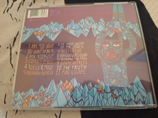 Camiseta y CD Foster the People