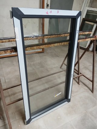 Ventana PVC Antracita