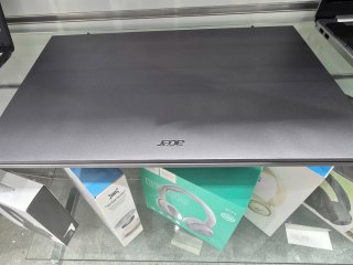 Acer gris 16GB RAM 512GB SSD